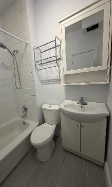 Grand 3.5 style condo.  Près de la place Valois - Photo 9