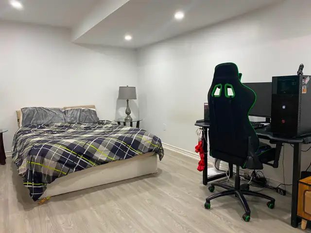 Room for rent in Woodstock- All Inclusive