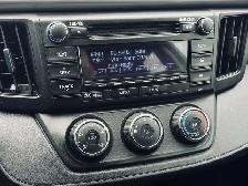 2016 Toyota RAV4 LE AWD - Photo 9