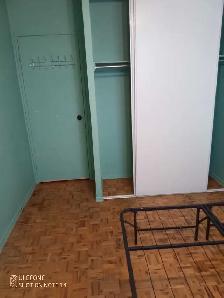 private bedroom for rent