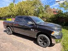 2019 Dodge Ram 1500 Classic SLT Crew Cab - Photo 10