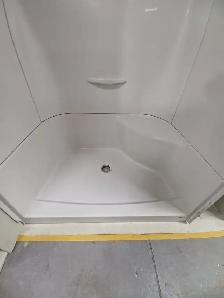 Shower Unit - Photo 4