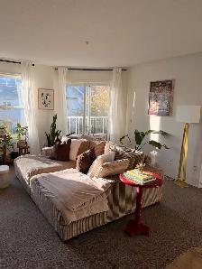 Bright, All-Inclusive 1 Bedroom   Large Den Condo - Photo 3