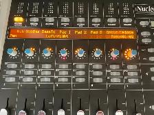 SSL Nucleus Midi Controller - Photo 3