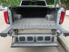 2021 GMC Sierra 1500 SLT Crew Cab 4x4 - premium upgrades - Photo 4