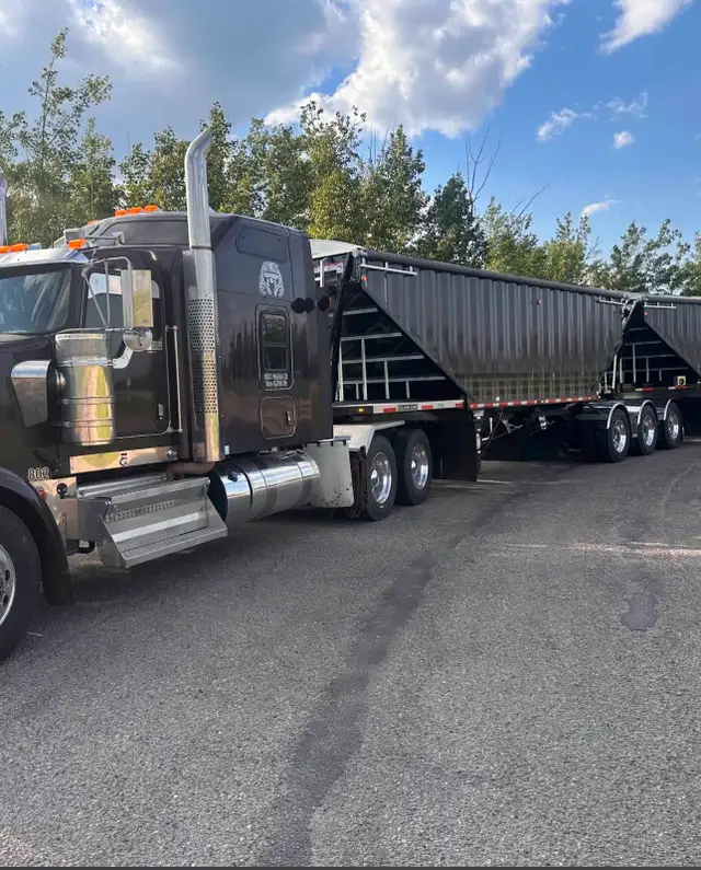 Now Hiring: 6 Point Energy Services Truck drivers