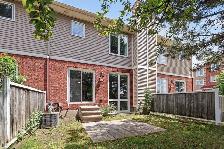 Upgraded 3bdrm townhome with fin. bsmt - no rear neighbours - Photo 10