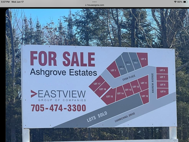 Building lot / vacant land