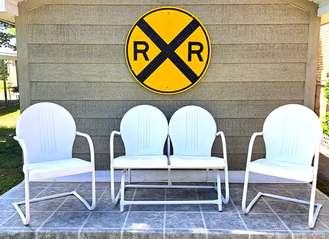 VINTAGE STEEL METAL PATIO SET GLIDER AND CHAIRS SET