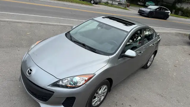 2012 Mazda Mazda3 GS-SKY