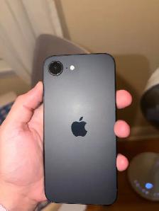iPhone 16e 128GB Black - Photo 7