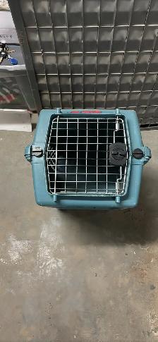 Cat cage