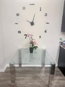 STUNNING MODERN GLASS DINING TABLE – LIKE NEW CONDITION - Photo 7