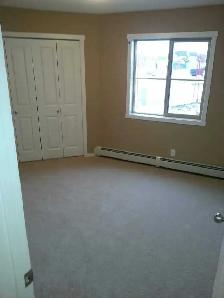 MAIN FLOOR IN WALKER LAKES - Photo 2
