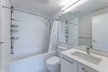 1,000 SQF 2-bedroom with 2-fullbath Condo SFU Burnaby - Photo 7