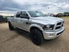 2017 Ram 3500 Mega Cab 4X4 Laramie 6.7L - Rebuilt Title - Photo 3