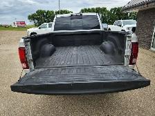 2017 Ram 3500 Mega Cab 4X4 Laramie 6.7L - Rebuilt Title - Photo 7