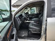2017 Ram 3500 Mega Cab 4X4 Laramie 6.7L - Rebuilt Title - Photo 12