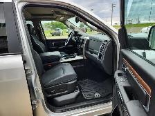 2017 Ram 3500 Mega Cab 4X4 Laramie 6.7L - Rebuilt Title - Photo 14