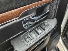 2017 Ram 3500 Mega Cab 4X4 Laramie 6.7L - Rebuilt Title - Photo 16
