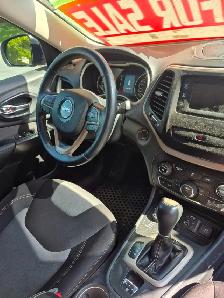 2016 jeep Cherokee sport. - Photo 6