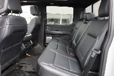 2024 Ford F-150 Lariat Crew Cab 3.5L PowerBoost Hybrid 4WD - Photo 11