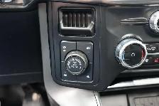 2024 Ford F-150 Lariat Crew Cab 3.5L PowerBoost Hybrid 4WD - Photo 15