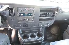 GMC Savana Cargo CUBE 12 PIEDS   DECK ROUE SIMPLE / CAMION NEUF - Photo 15