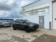 2015 Jeep Cherokee 4WD Trailhawk | Command Start | Power Tailgat - Photo 3