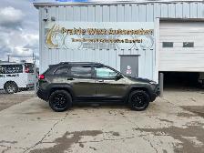 2015 Jeep Cherokee 4WD Trailhawk | Command Start | Power Tailgat - Photo 4
