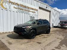 2015 Jeep Cherokee 4WD Trailhawk | Command Start | Power Tailgat - Photo 9