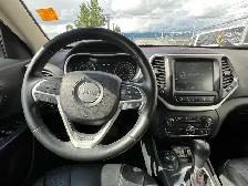 2015 Jeep Cherokee 4WD Trailhawk | Command Start | Power Tailgat - Photo 12