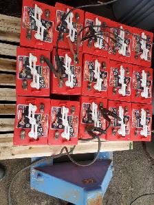 EIGHT (8) US BATTERY US2200 DEEP CYCLE 6 VOLTS 232 AH OLD STOCK