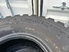 Pneu Michelin 395/85/R20 - Photo 2