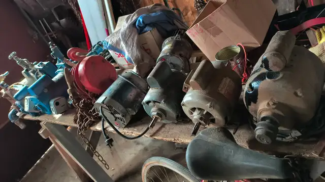 Moteurs divers (prix variés), chaîne block, pompe a eau