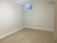 Scarborough Two Bedrooms, Sep Entrance Basement For  Rent! - Photo 8