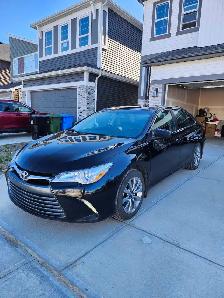 2017 Toyota Camry XLE in Great Condition - Photo 3