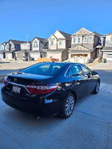 2017 Toyota Camry XLE in Great Condition - Photo 5