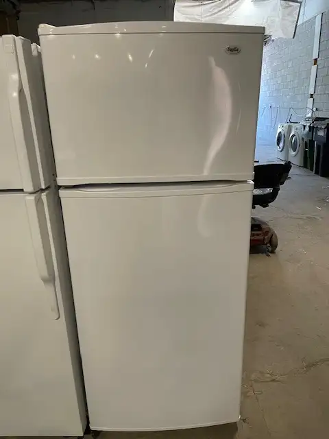 Réfrigérateur blanc 30'' standard Inglis