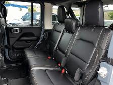 2024 Jeep Wrangler Sahara V6 |Skytop |McKinley Leather |Alpine | - Photo 20