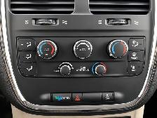 2015 Dodge Grand Caravan SXT | Stow n Go | Safety Certified | FW - Photo 17