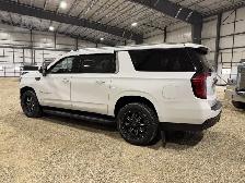 2023 GMC Yukon XL SLE - Photo 3