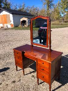Antique bedroom set for sale - Photo 2