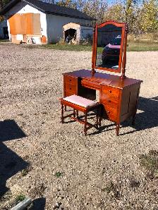 Antique bedroom set for sale - Photo 6