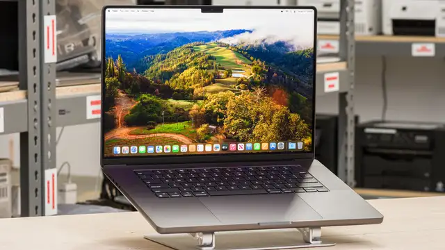 MacBook Pro A2992