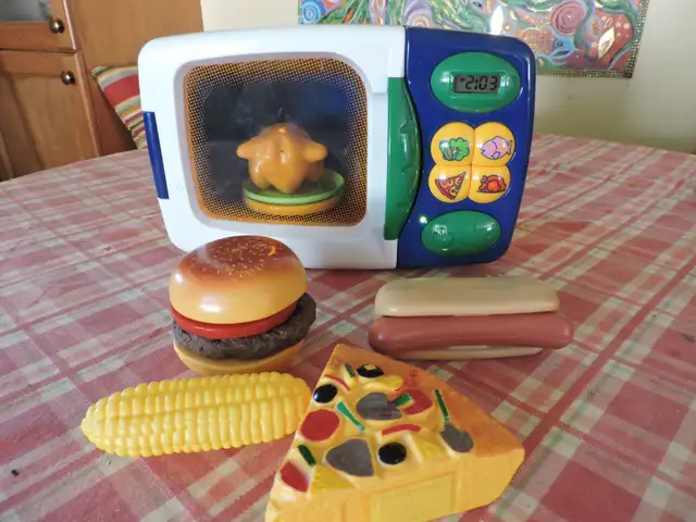 Jouet, cuisinière micro-ondes Preschool sonore avec table tourna