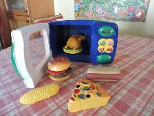 Jouet, cuisinière micro-ondes Preschool sonore avec table tourna - Photo 2