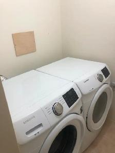 Room for rent in a two bedroom two bathroom downtown condo. - Photo 9