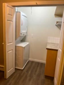 For Rent - Renovated 3 Bedroom Townhouse - Photo 5