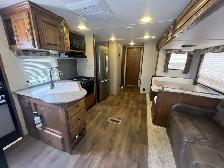 Spacious Family Bunkhouse – Clean & Ready to Camp! - Photo 15